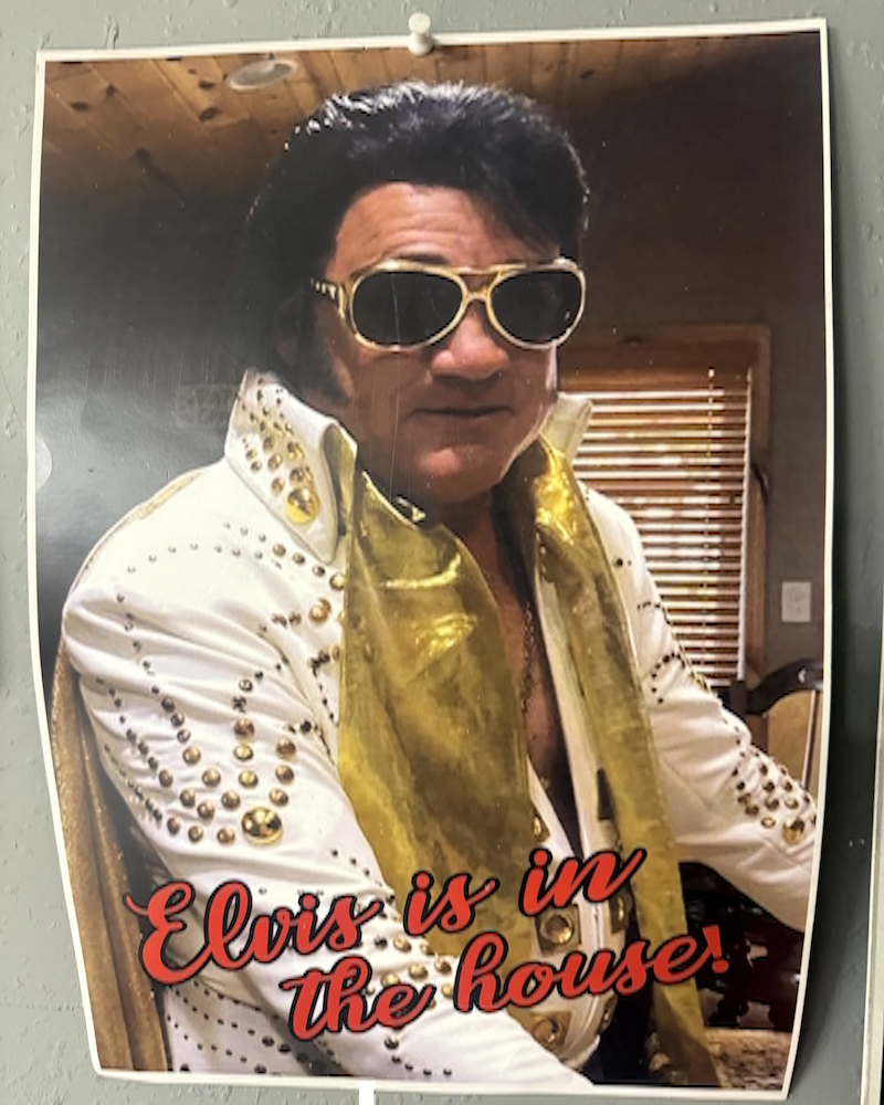 Elvis at Eagles in Detroit Lakes Eagles Club